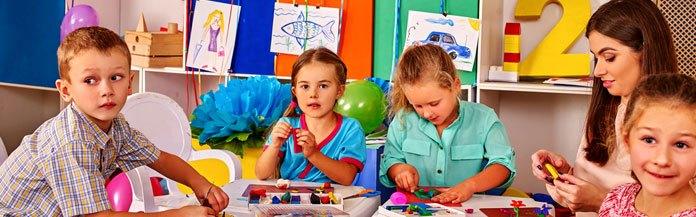 kids-playing-together-around-the-table