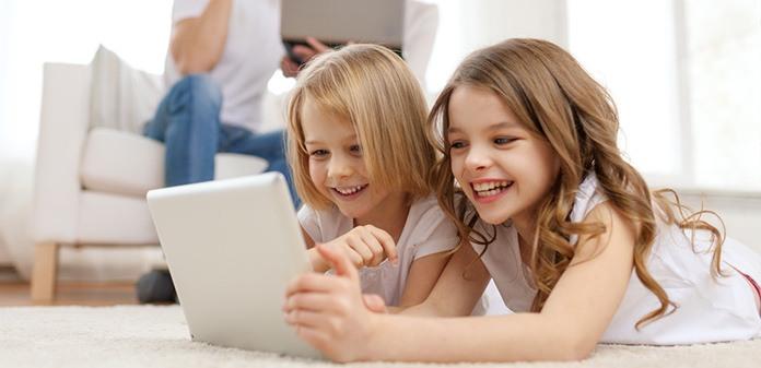 girls playing on internet