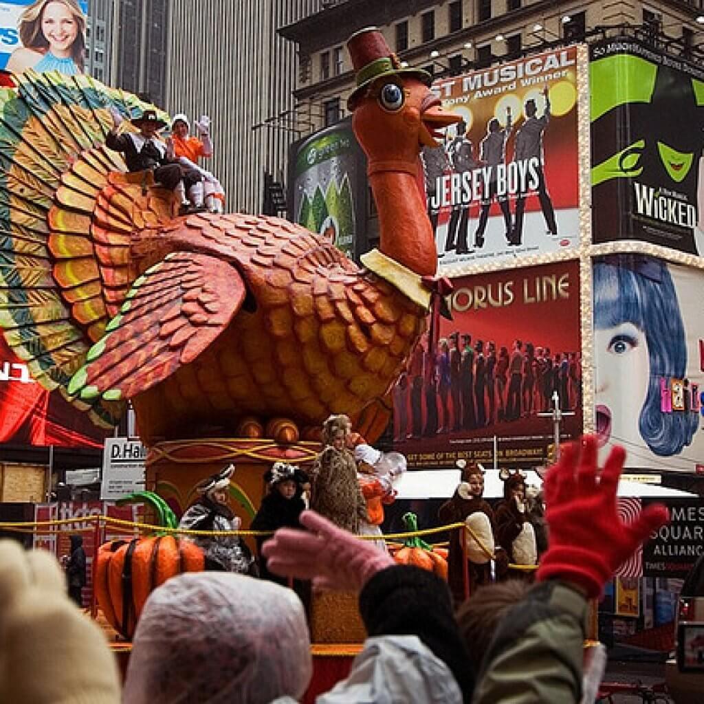 Thamksgiving-Parade-Holiday-Memory-Blog-Page