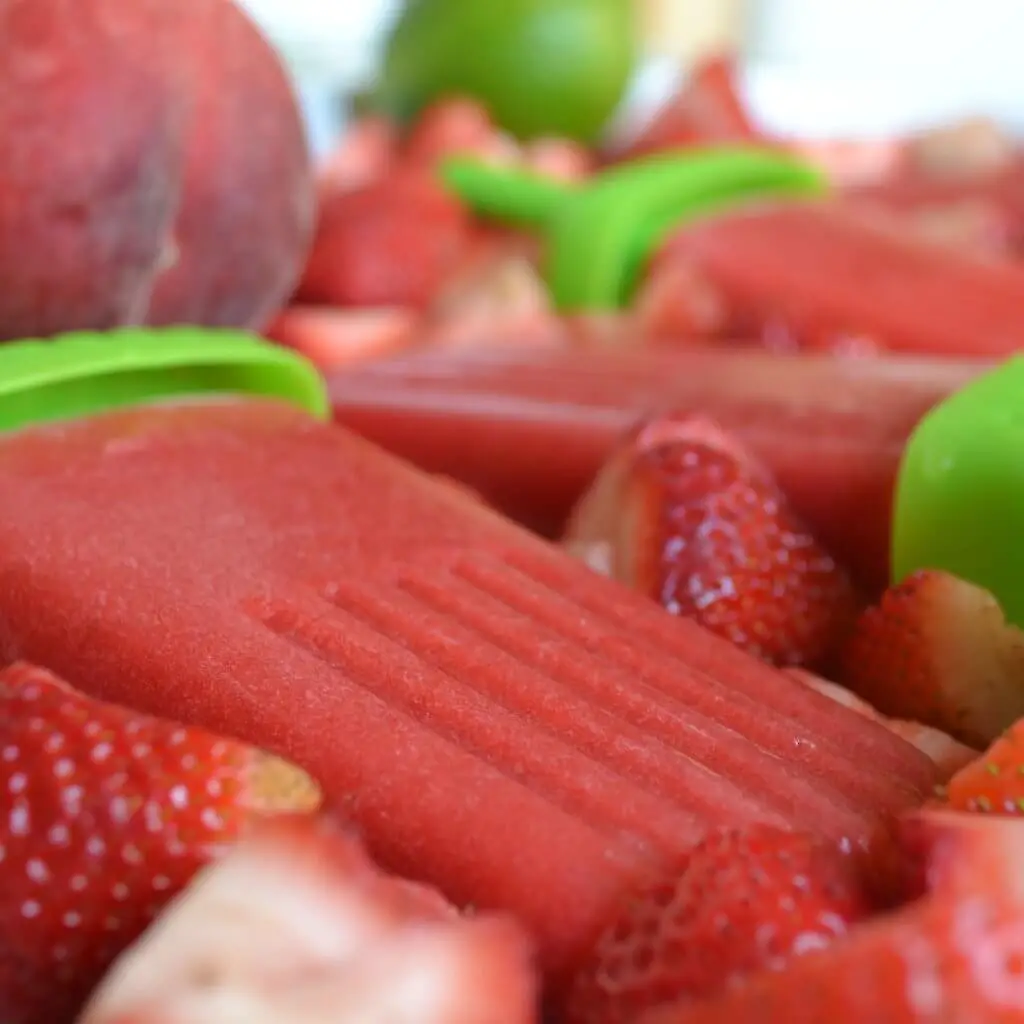 strawberry-popsicle-snacks-blog-page