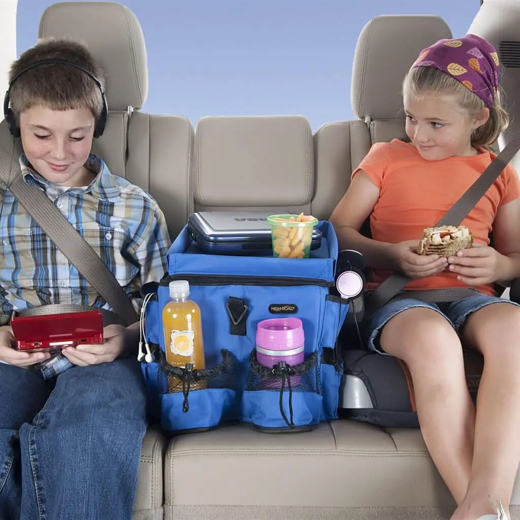 eating-in-car-traveling-with-kids-blog-page