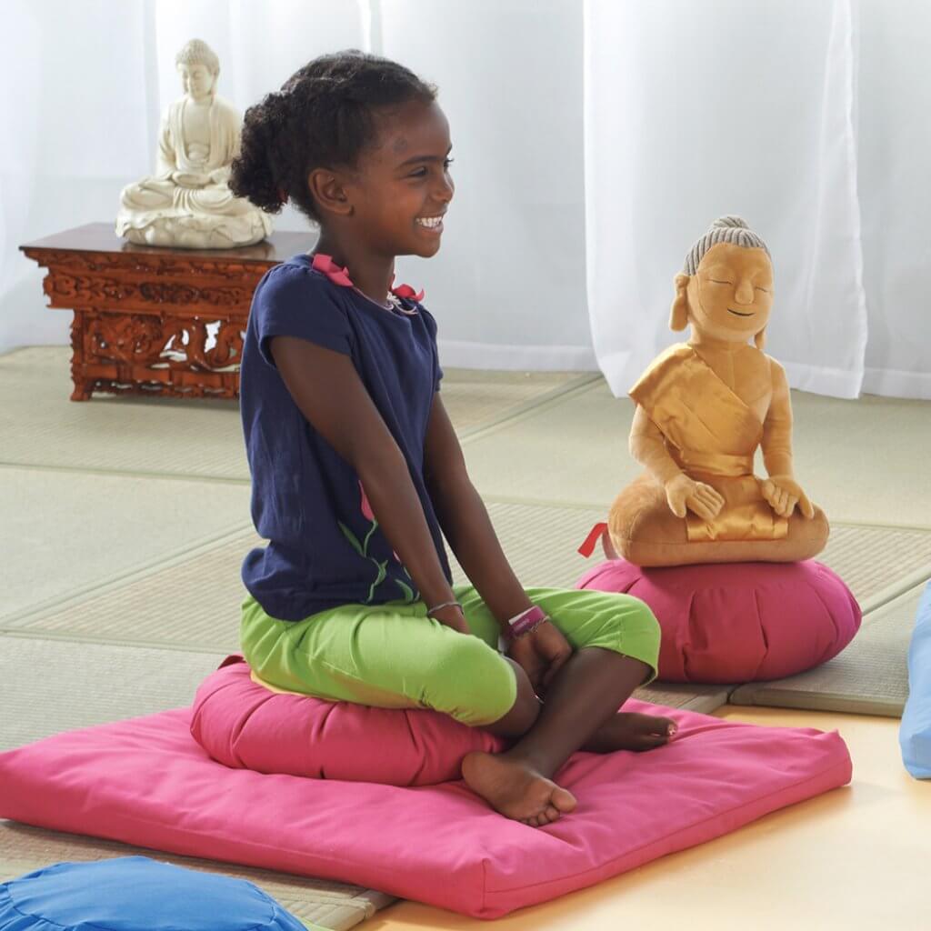kids-benefits-meditation-blog-page