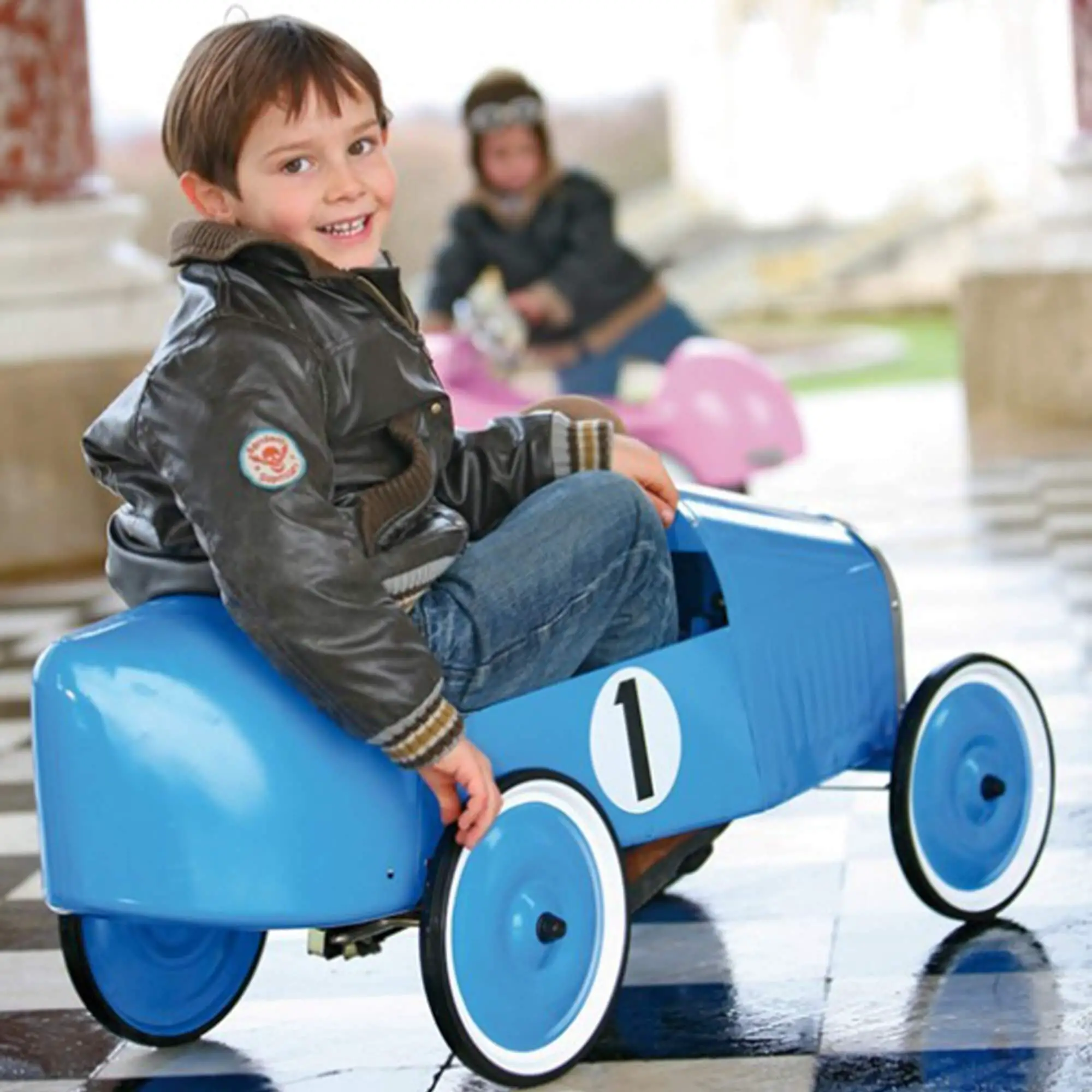 toy pedal cars for toddlers