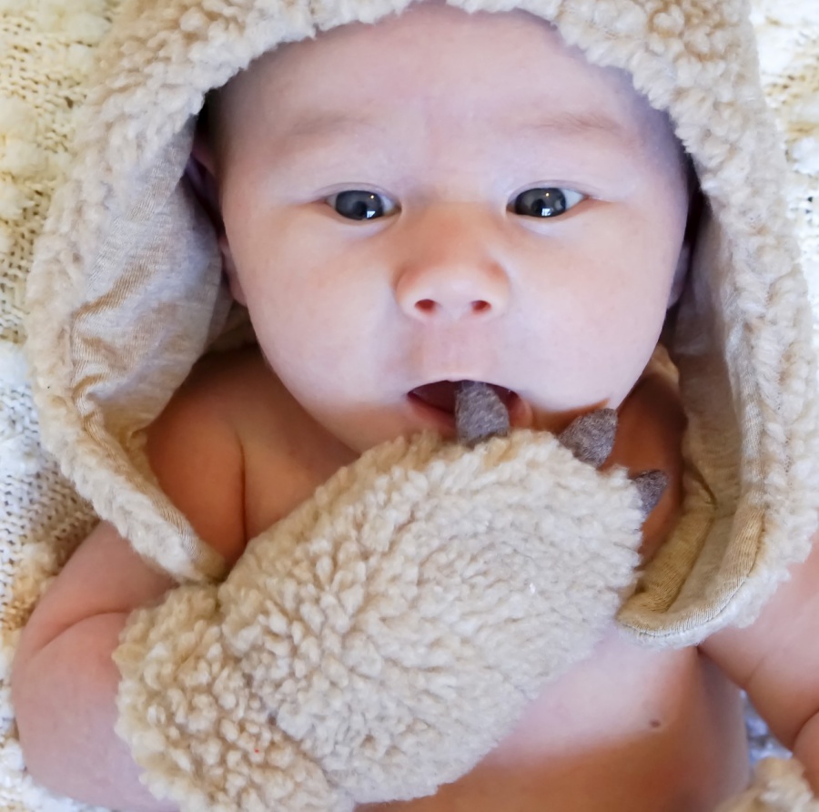 Best Baby Mittens Reviewed & Rated in 2022
