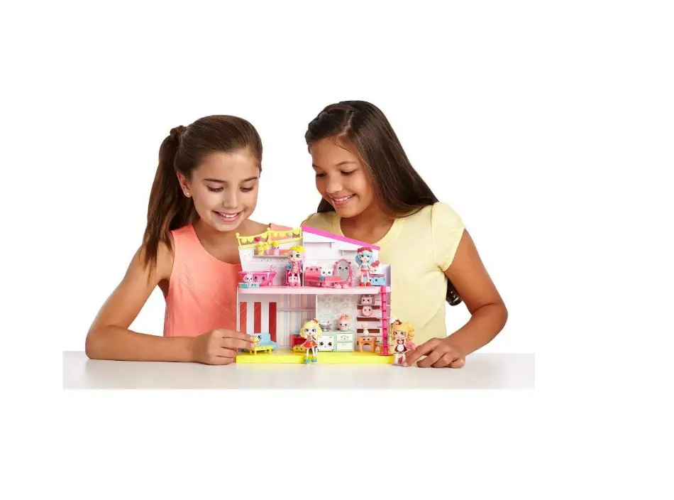 The Shopkins Happy Places Happy Home is perfect for 5 year olds and up.