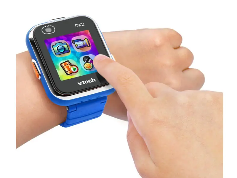 The VTech Kidizoom Smartwatch comes with easy to use apps