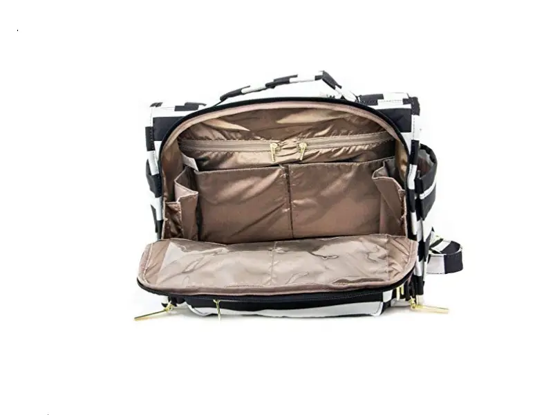 The JuJuBe B.F.F Diaper Bag is well organized with several compartments and small pockets.