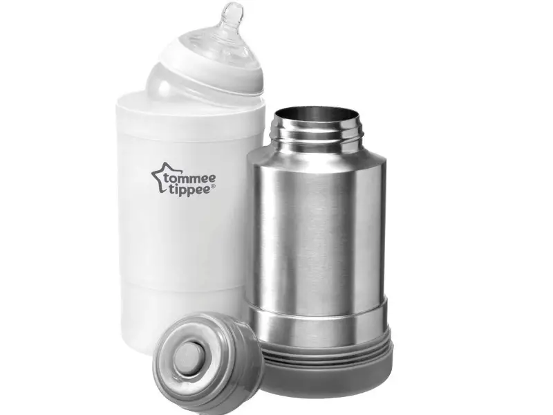The Tommee Tippee Closer to Nature Portable Travel Baby Bottle Warmer is portable.