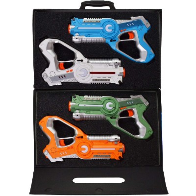 Dynasty Toys Set and Carrying Case 4 Pack