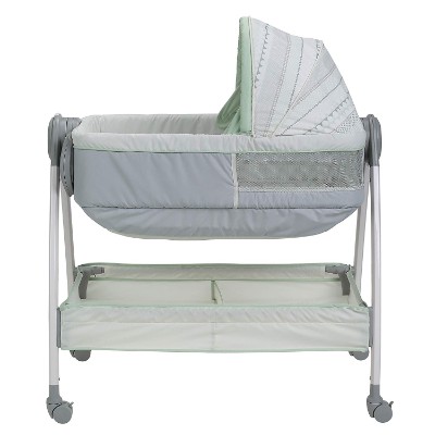 graco dream suite bassinet side view