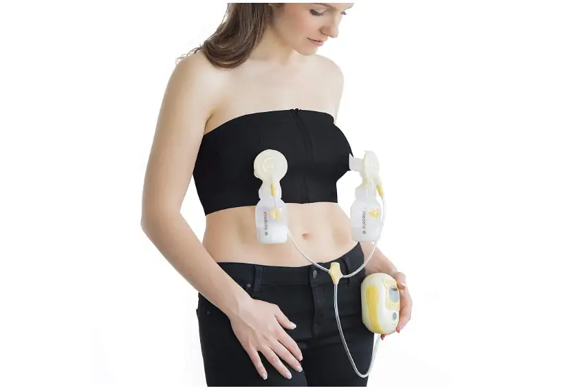 The Medela Easy Expression Bustier is convenient and efficient. 