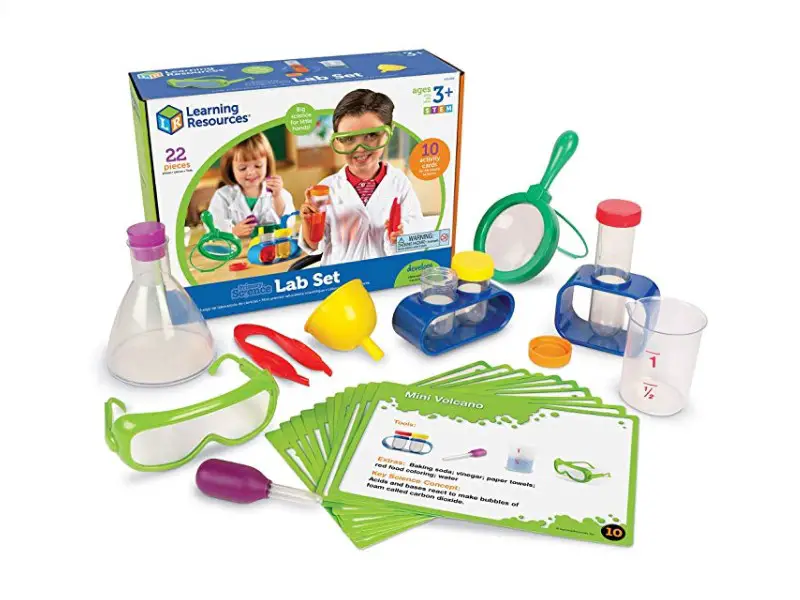 The Primary Science Lab Set comes with tons of different science accessories.