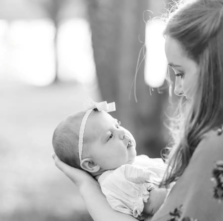 10 Best Breastfeeding Books Reviewed in 2024