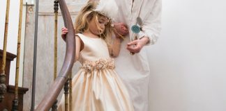 Do you want to have a kid friendly wedding? Here are some useful tips.