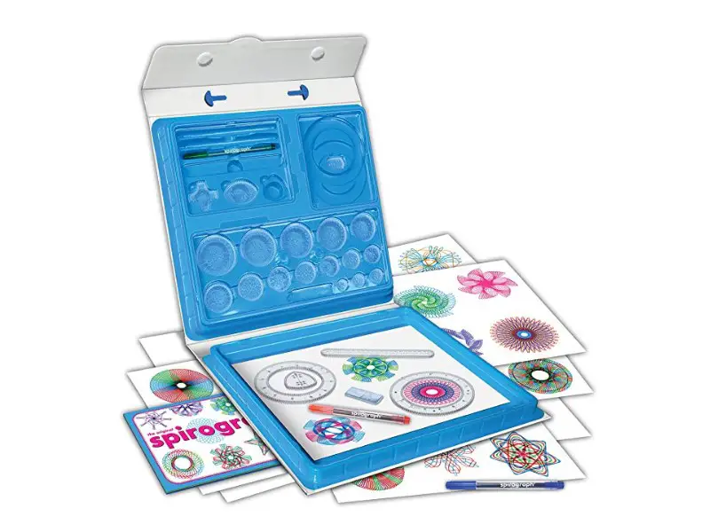 The Spirograph deluxe set accessories 