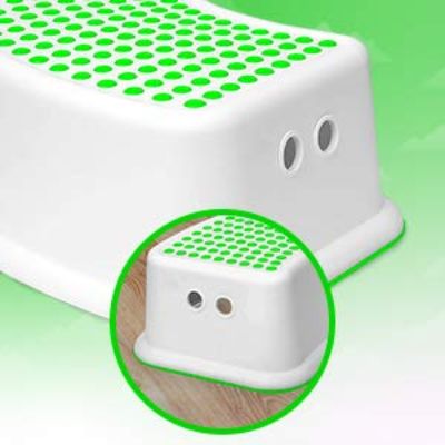 tundras green step stool grips