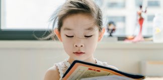 Read all about the different benefits kids get from reading books.