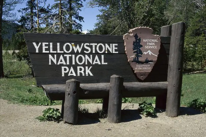 yellowstone national park vitual tour