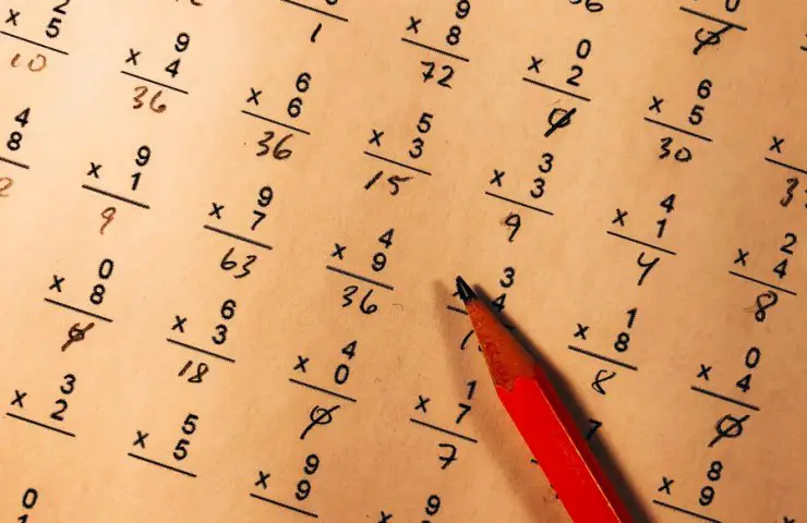 Here are 5 tips for helping a child with ADHD or ADD prepare for exams.