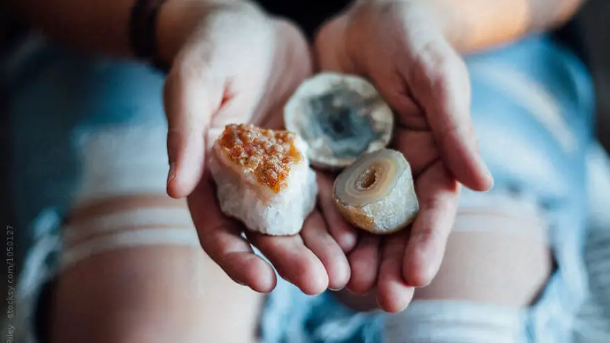 Crystals and Feng Shui in Your Home: A Simple Start Crystals and Feng Shui in Your Home: A Simple Start
