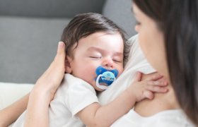 10 Best Newborn Baby Pacifiers & Soothers Reviewed in 2024