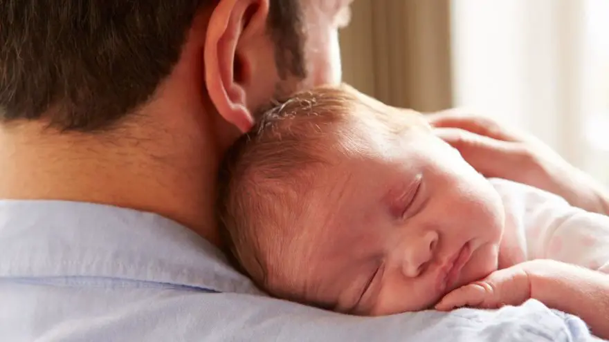 8 Ways for A Dad to Bond with His Infant 8 Ways for A Dad to Bond with His Infant