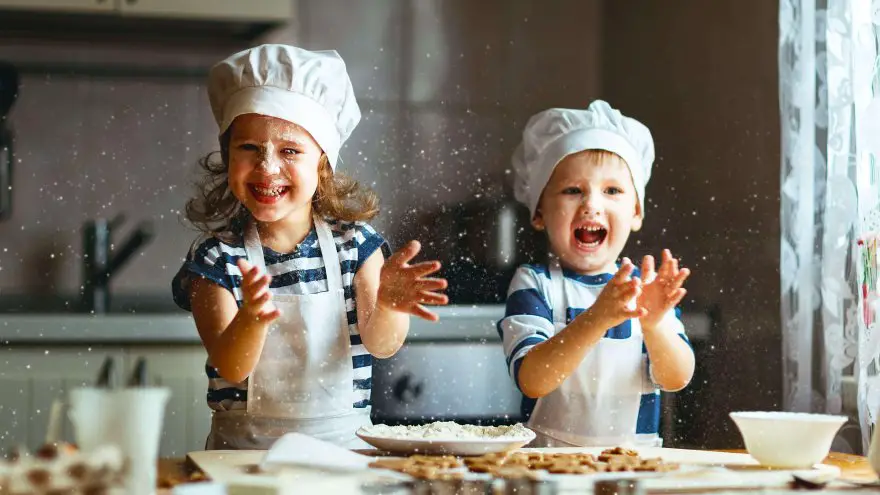 The Essentials of Teaching Your Kids How to Cook