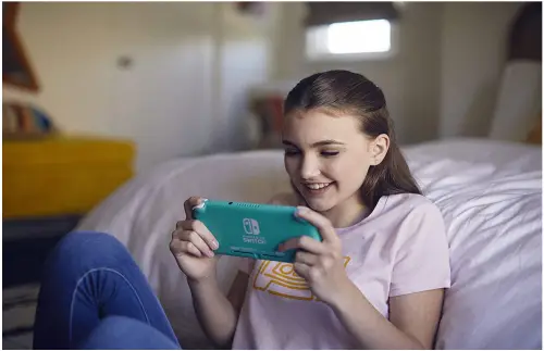 Nintendo Switch Lite  3