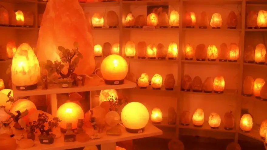 Himalayan Salt Lamps - Are They Beneficial?