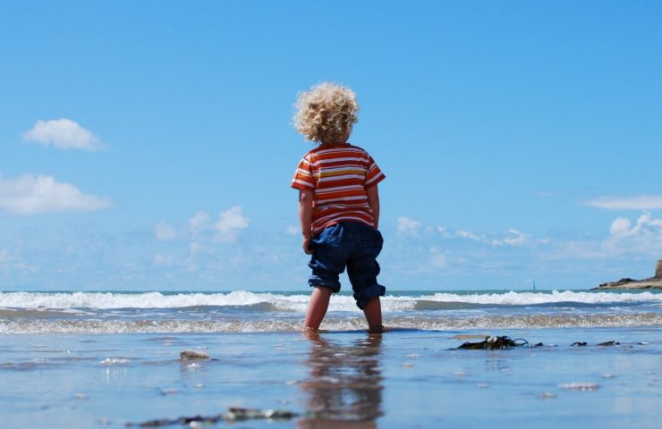 Read about the most useful summer skin care tips for babies and toddlers.