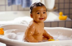 The Stink on How Often Kids Should Bathe