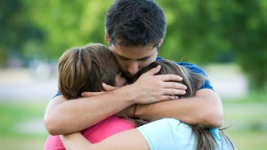 What you Should Know About Securely Attached Relationships What you Should Know About Securely Attached Relationships