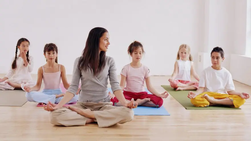 10 Reasons Your Kid Should be doing Yoga