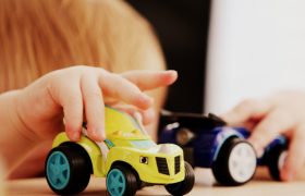 How many Toys do Children really Need?